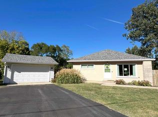 8812 W Mill Rd, Yorktown, IN 47396