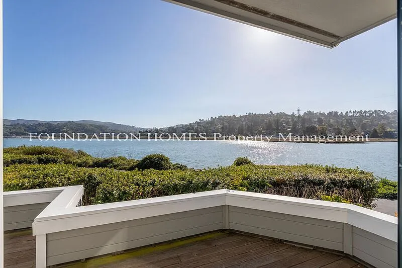 6014 Shelter Bay Ave photo 1