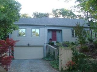 334 N Dennis Rd, Yarmouth Port, MA 02675