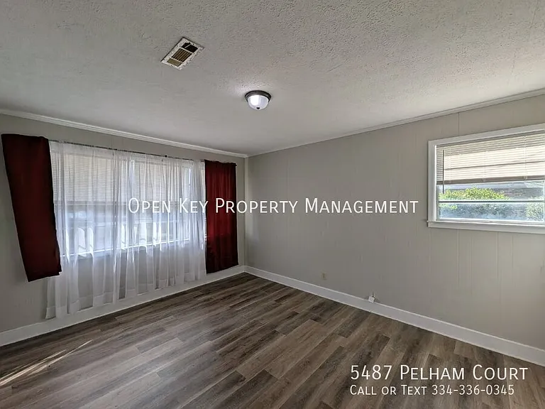 5487 Pelham Ct — Photo 6