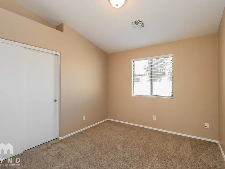 22354 E Via Del Rancho — Photo 11