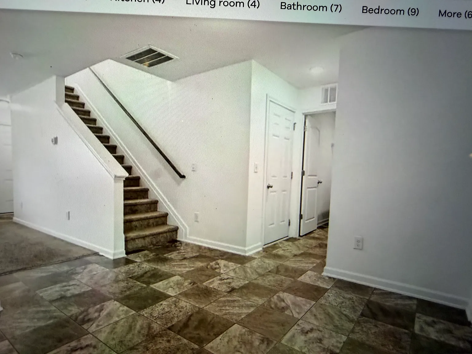4 bed, 1822 sqft, $2,200 — Photo 3