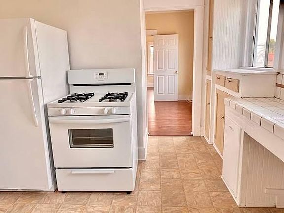 2nd image of 707 S Chicago St #1/2