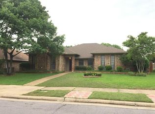 10123 Cimmaron Trl, Dallas, TX 75243