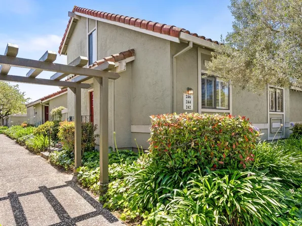 246 Crestview Dr, Watsonville, CA 95076