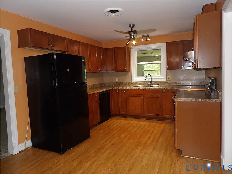 3813 Johnson Rd — Photo 15