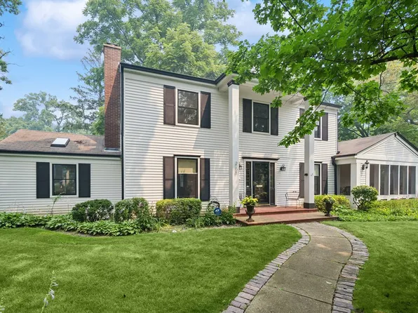 (undisclosed Address), Highland Park, IL 60035