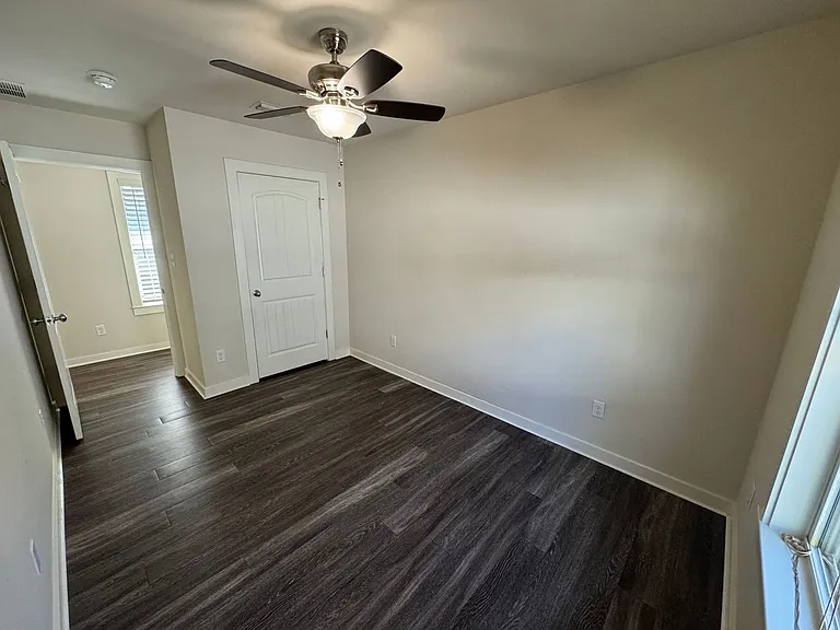 255 S C St — Photo 10