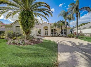 18114 Courtney Breeze Dr, Tampa, FL 33647