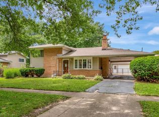 176 Westwood Dr, Park Forest, IL