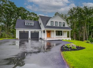 25 Beryls Way, Kennebunkport, ME 04046