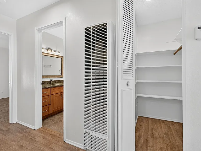 2562 Walnut Blvd #56 — Photo 13