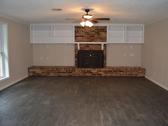 5th image of 252 Brookwood Dr