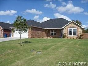 1st image of 1413 Monarch Dr