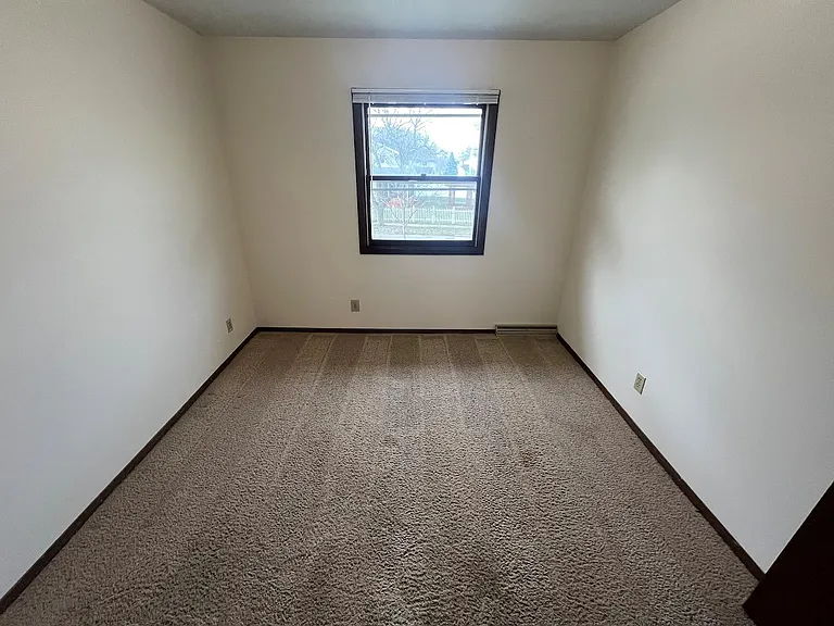 5228 Trafalger Pl — Photo 18
