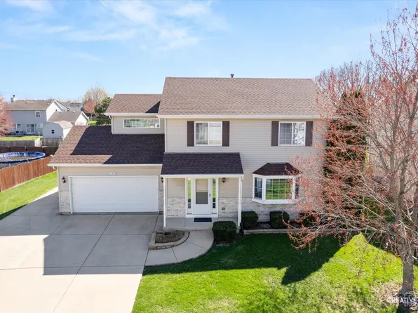 1306 Evergreen Ln, Yorkville, IL 60560