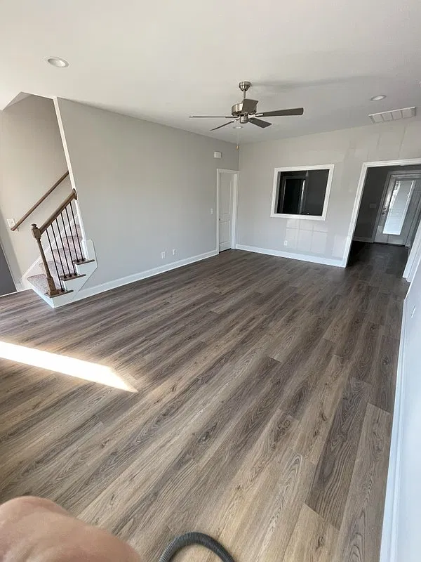3 bed, 3.5 bath, 1800 sqft, $1,950 — Photo 4