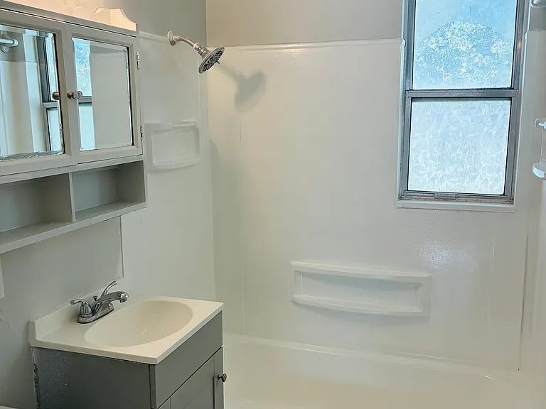 4640 S 475 W — Photo 7