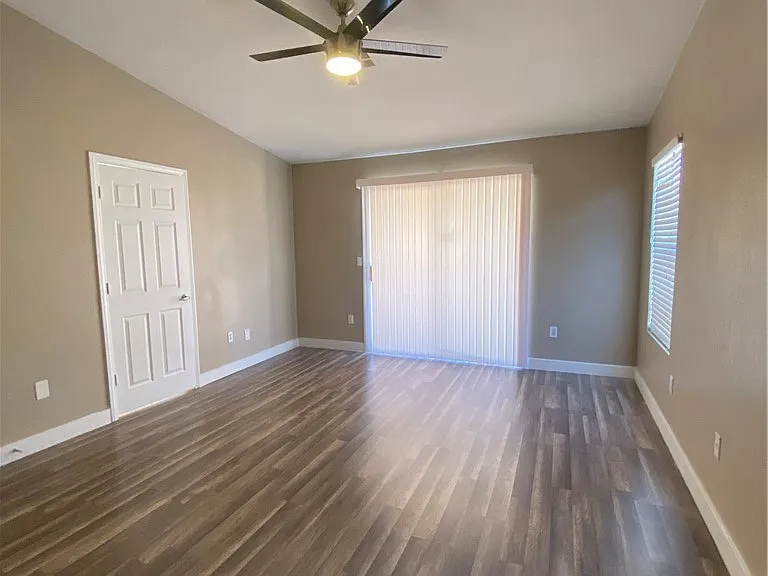 2118 Quinton Ave — Photo 7