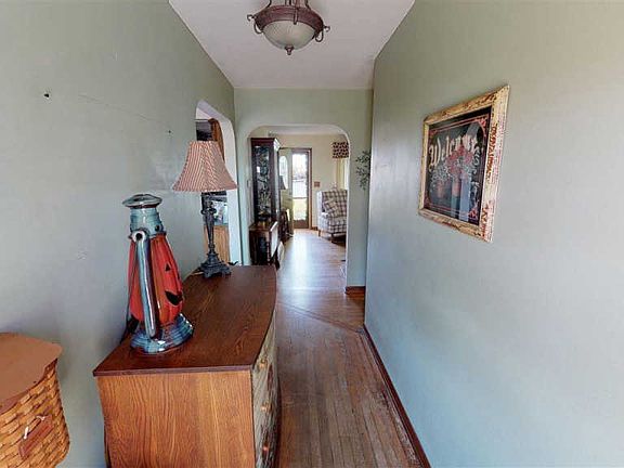 3rd image of 7790 Swan River Dr