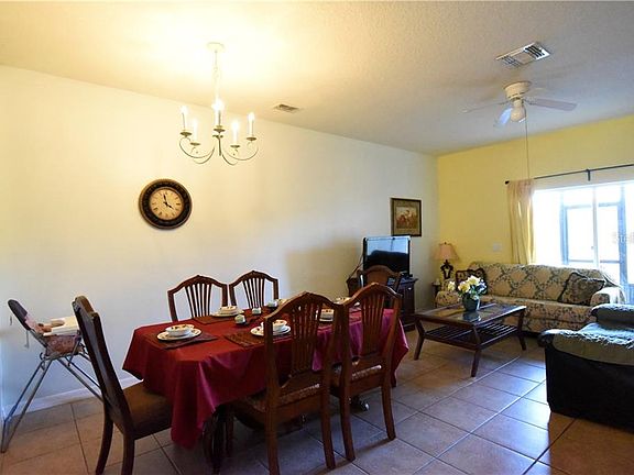4th image of 2765 Oakwater Dr