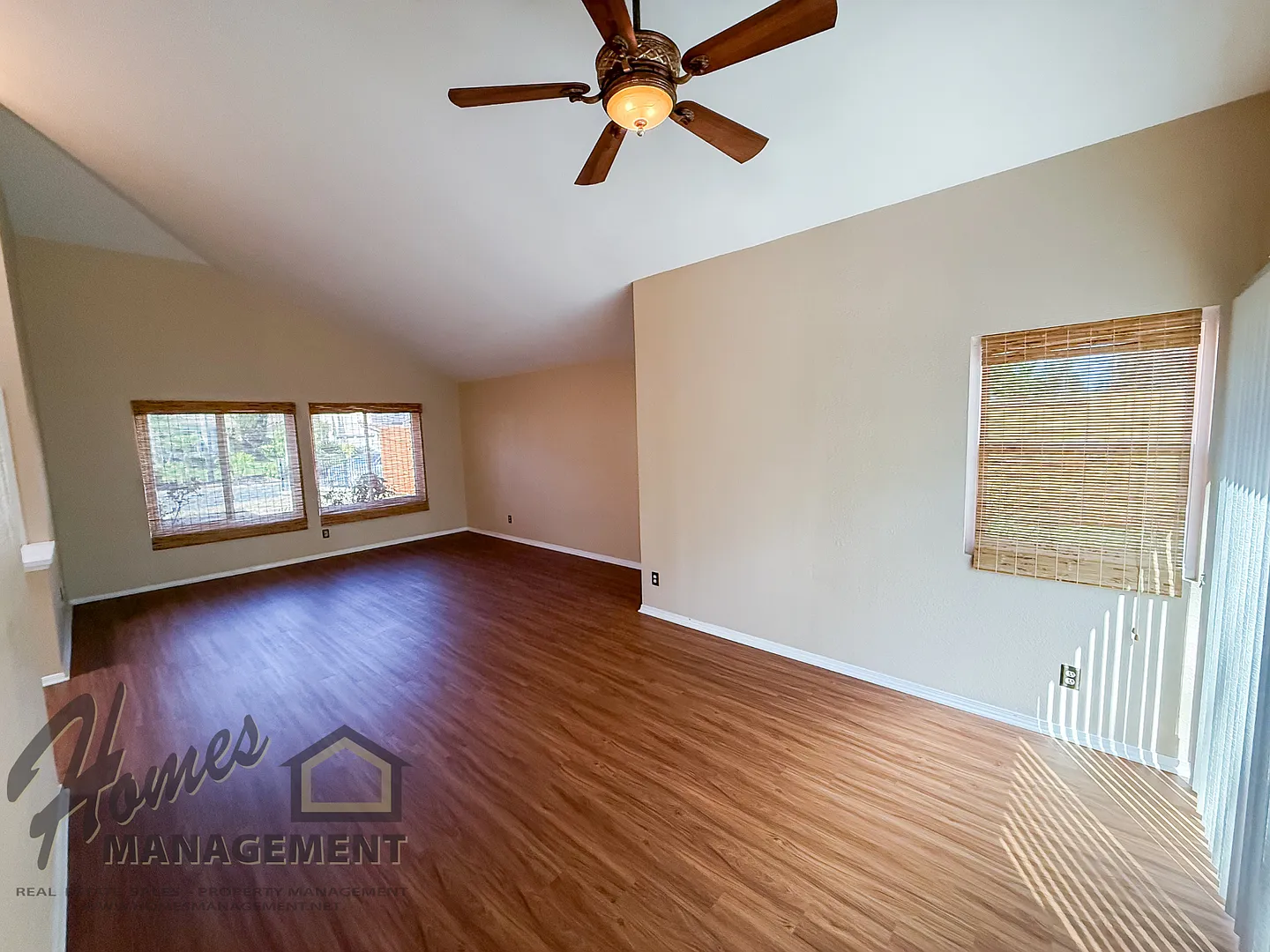 Homes Management - Escondido Home — Photo 3