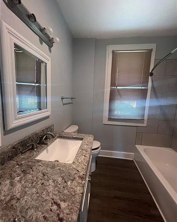 1st image of 2517 Bayview Blvd
