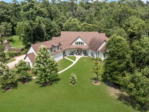 12061 Oak Forest Ln, Conroe, TX 77385