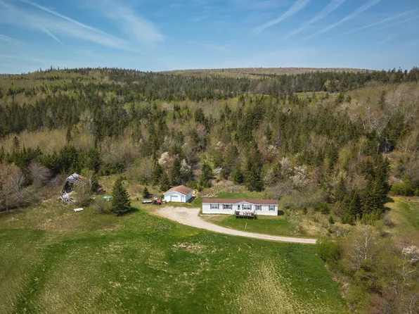1576 W Lake Rd, Richmond, NS B0E 3J0