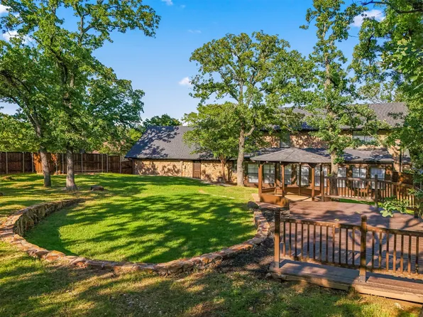 180 N Woodland Trl, Double Oak, TX 75077