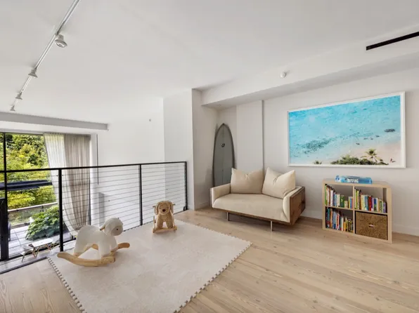 90 Furman Street image 12 of 21