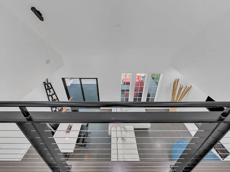 134 Carriage Dr — Photo 17