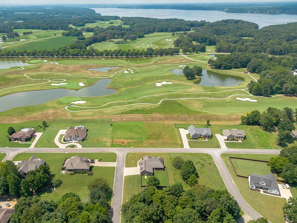 1st image of 655 Golf Trail Rdg