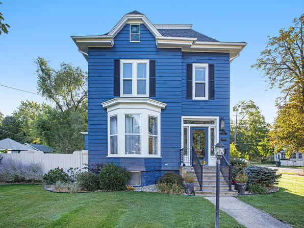 54 Chestnut St, Battle Creek, MI 49017