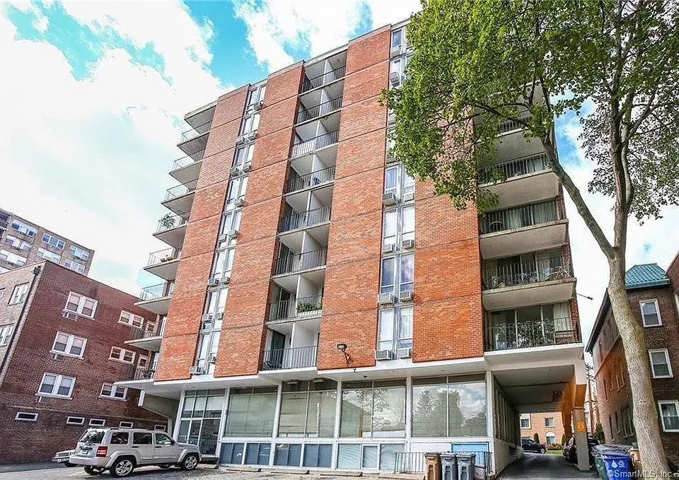 87 Glenbrook Rd #6D