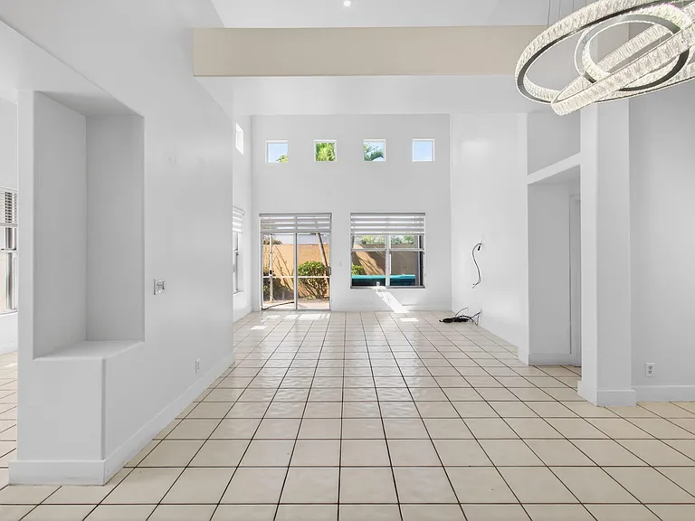 7848 Travlers Tree Dr — Photo 5