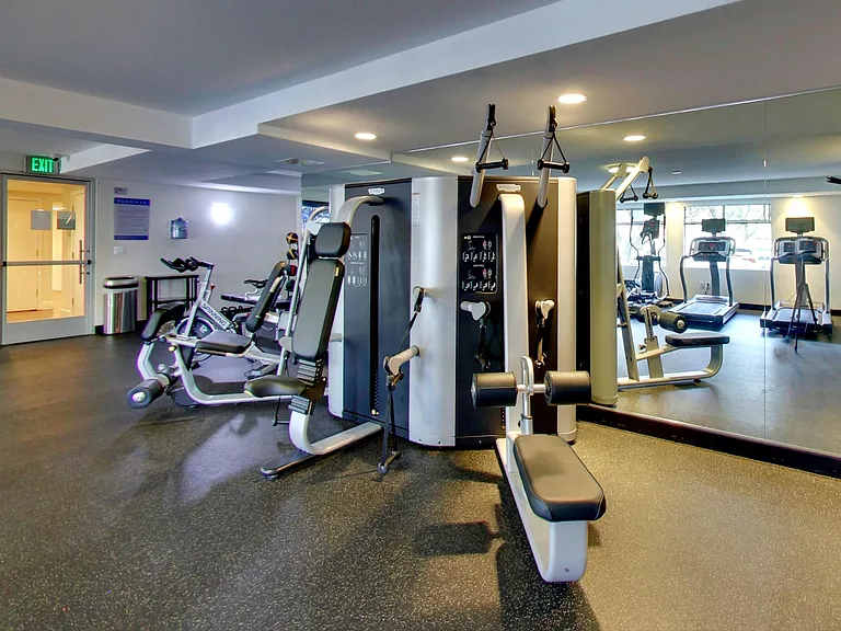 Panomar Luxury Apartments — Photo 13