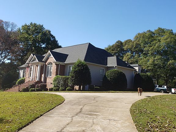 4th image of 42 Laurenville Ln