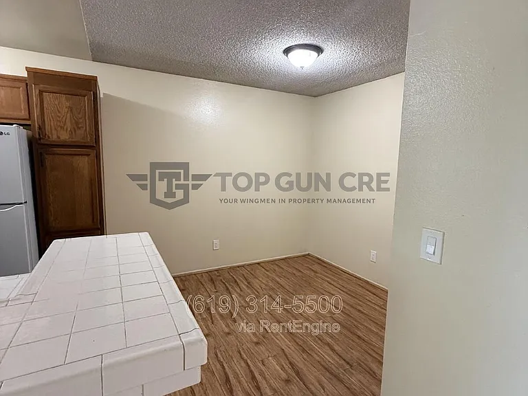 4767 34th St #6 — Photo 11