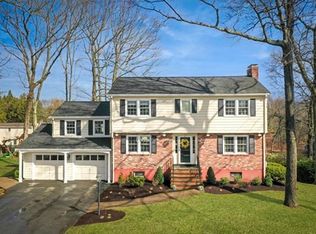 14 Bradley Rd, Andover, MA 01810