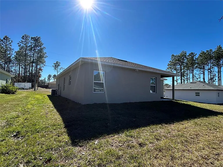 1531 W Gainsboro Ln — Photo 31