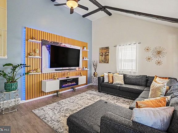 5th image of 2309 Hampden Blvd