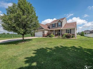 4236 Pear Tree Ln, Monroe, MI 48161