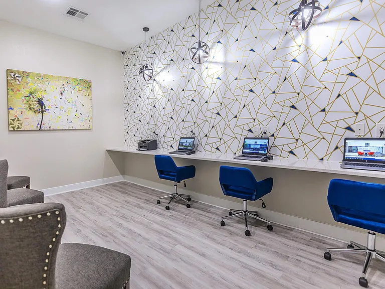 Residence at Westchase — Photo 36