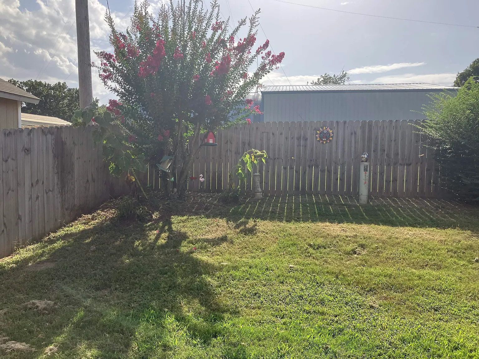 3 bed, 1.5 bath, 1176 sqft, $650 — Photo 4