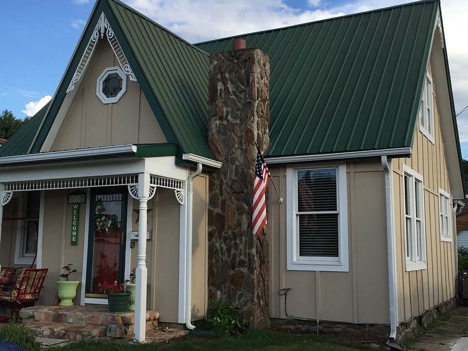 1st image of 812 Jefferson Ave