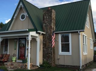 812 Jefferson Ave, Paintsville, KY 41240