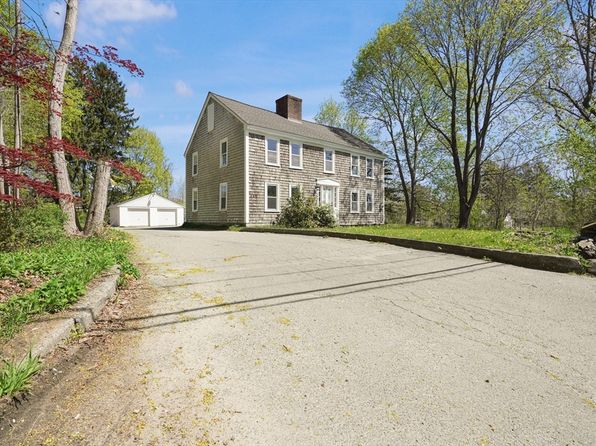 397 Locust St, Swansea, MA 02777