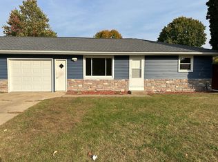 3197 10th St, Wayland, MI 49348