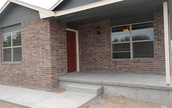 2nd image of 840 Donna Ave